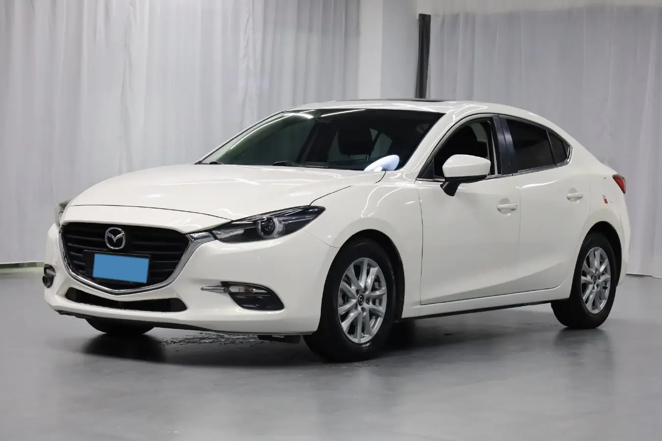 2017 Mazda 3 Axela 1.5L 117HP L4 6AT