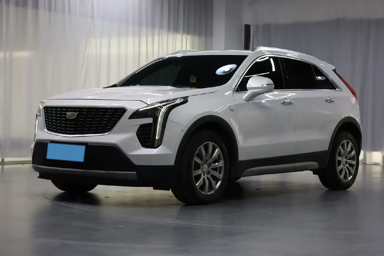 2023 Cadillac XT4 2.0T 237HP L4 9AT