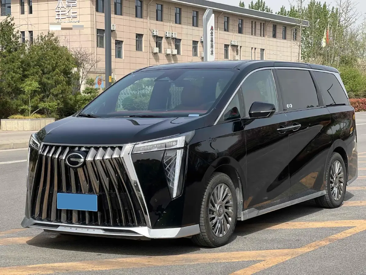 2023 GAC Trumpchi M8 2.0T 252HP L4 8AT