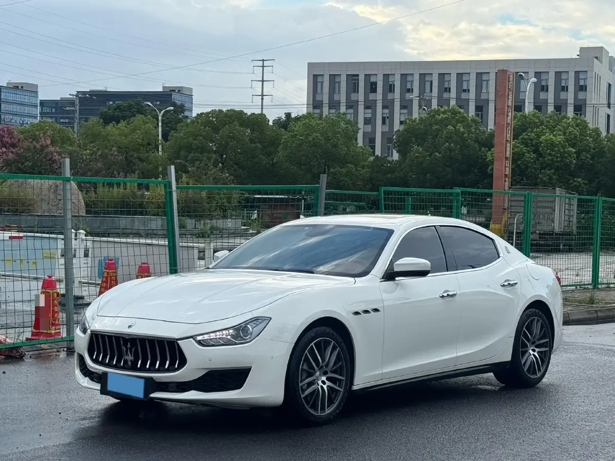 2019 Maserati Ghibli 3.0T 350HP V6 8AT