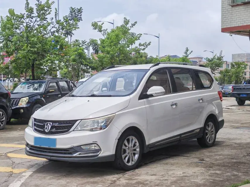 2016 BaoJun 730 1.5T 150HP L4 6MT