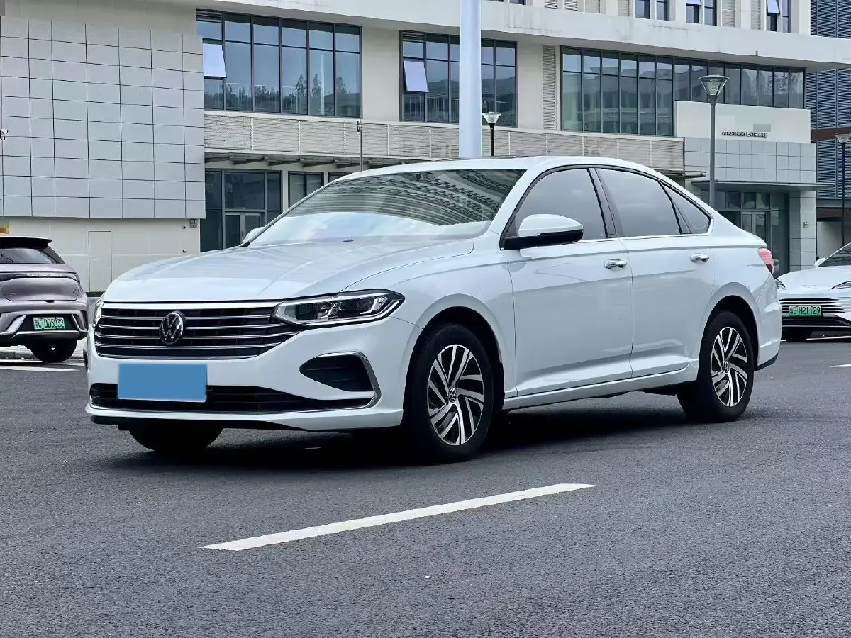 2023 Volkswagen Lavida 1.5L 113HP L4 6AT