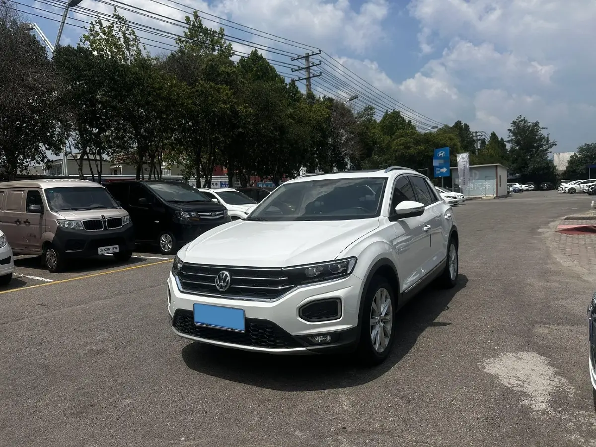2019 Volkswagen T-Roc 1.4T 131HP L4 7DCT