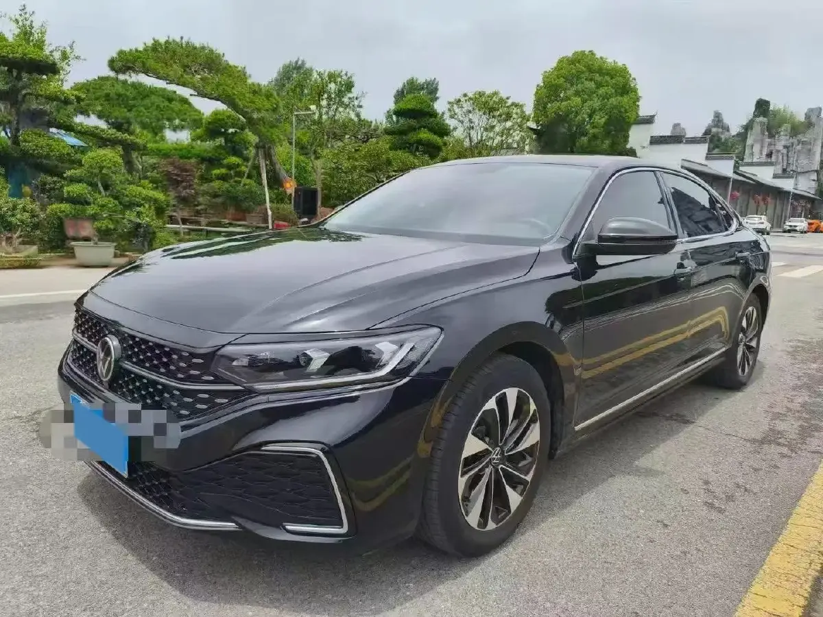 2023 Volkswagen Passat 2.0T 186HP L4 7DCT 2023 Volkswagen Passat 2.0T 186HP L4 7DCT