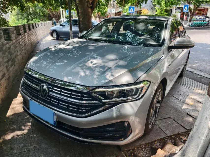 2023 Volkswagen Sagitar 1.4T 150HP L4 7DCT