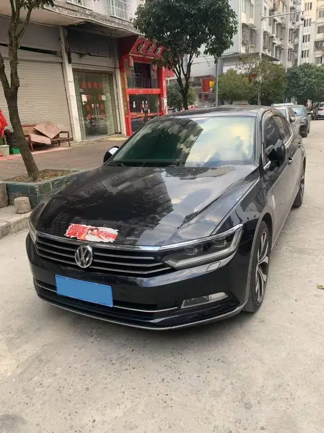 2018 Volkswagen Magotan 2.0T 220HP L4 7DCT