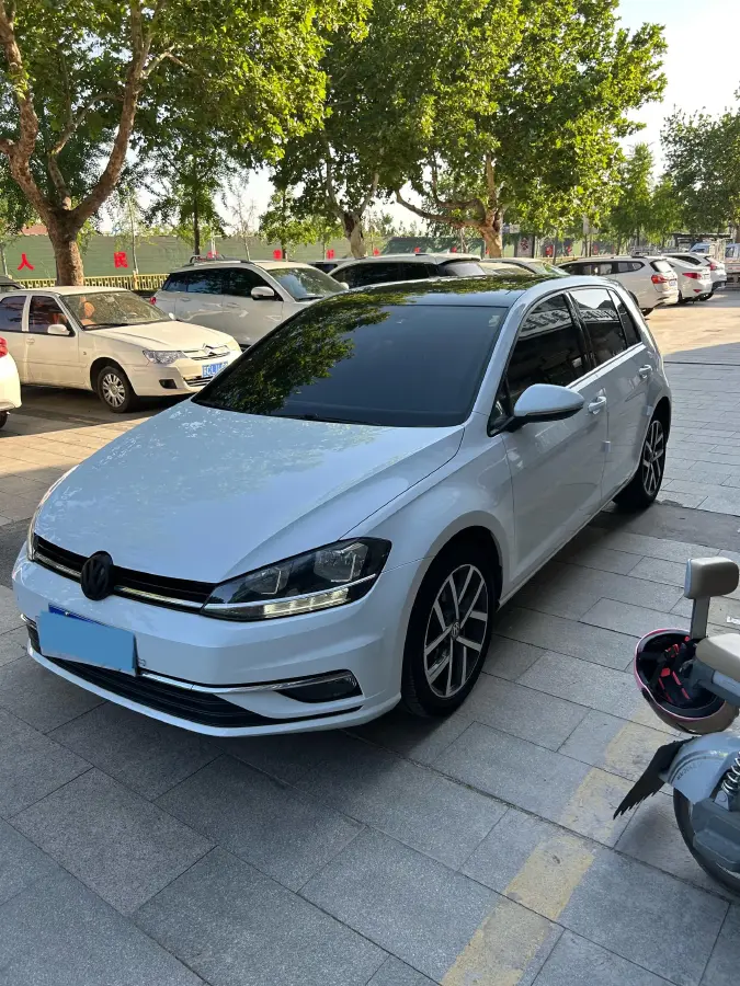 2018 Volkswagen Golf 1.4T 131HP L4 7DCT