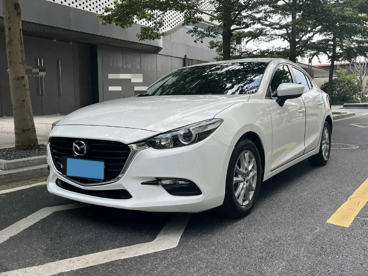 2017 Mazda 3 Axela 1.5L 117HP L4 6AT