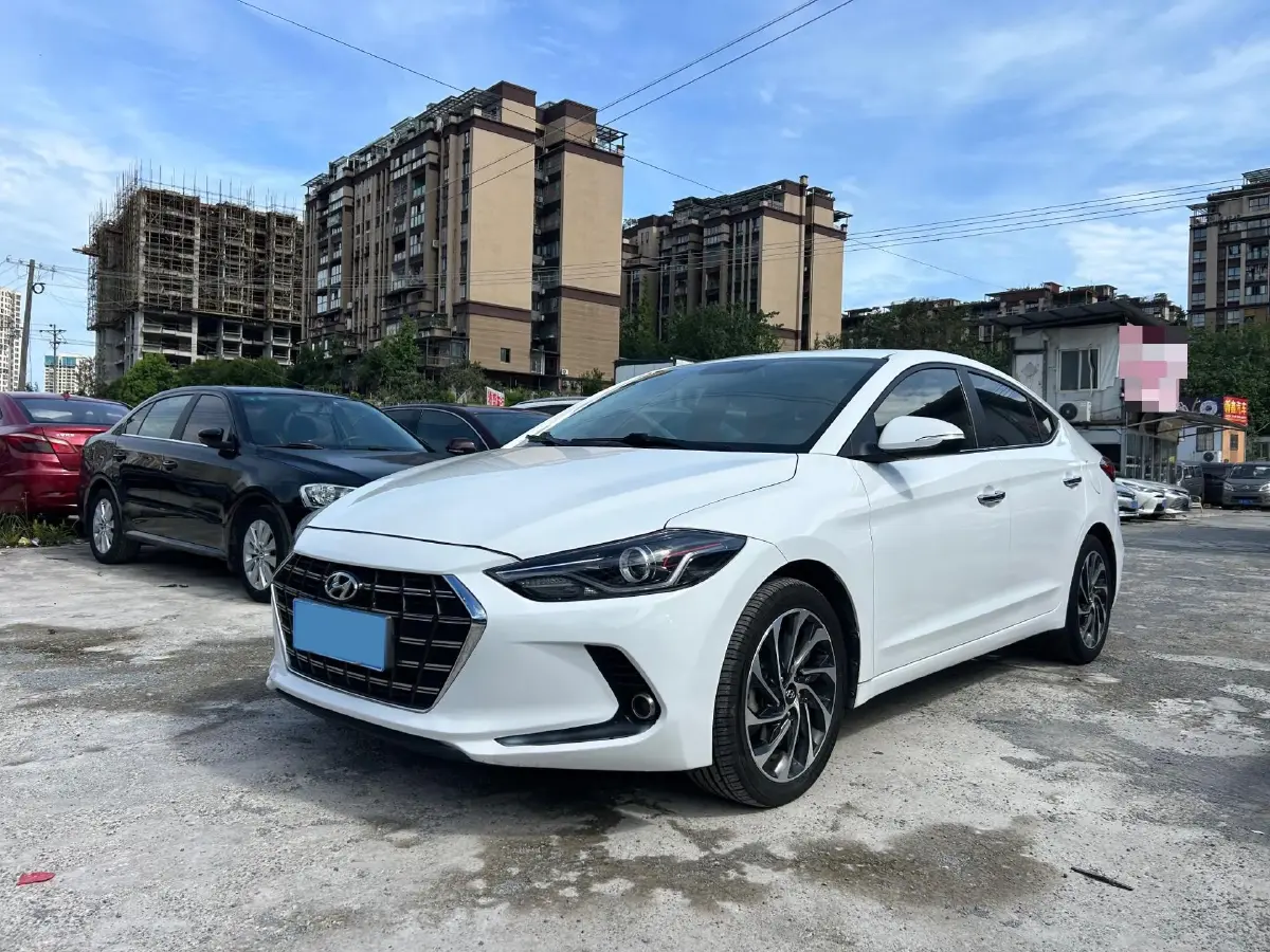 2019 Hyundai Elantra 1.5L 115HP L4 CVT