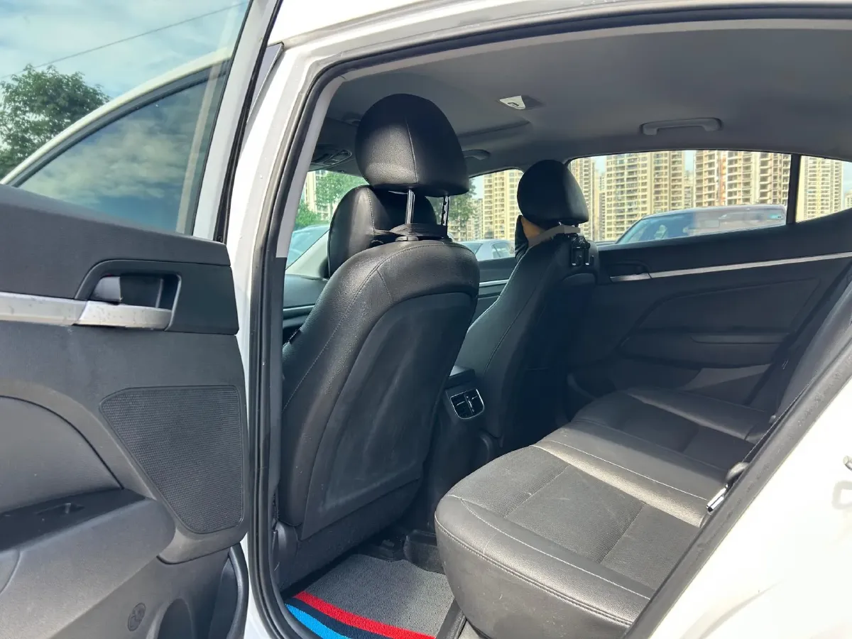 2019 Hyundai Elantra 1.5L 115HP L4 CVT,autocango,china used car exporter,china ev exporter,chinese used car exporter,chinese used ev exporter