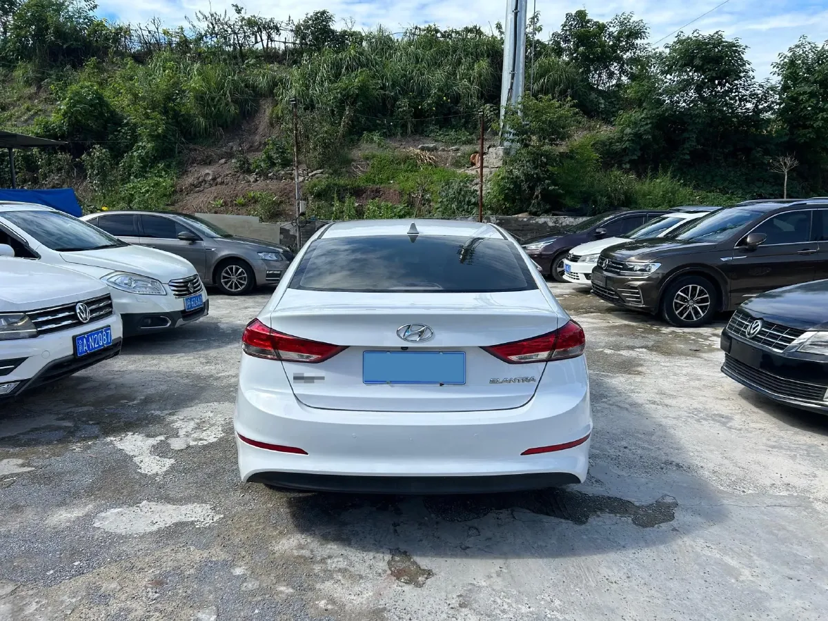 2019 Hyundai Elantra 1.5L 115HP L4 CVT,autocango,china used car exporter,china ev exporter,chinese used car exporter,chinese used ev exporter