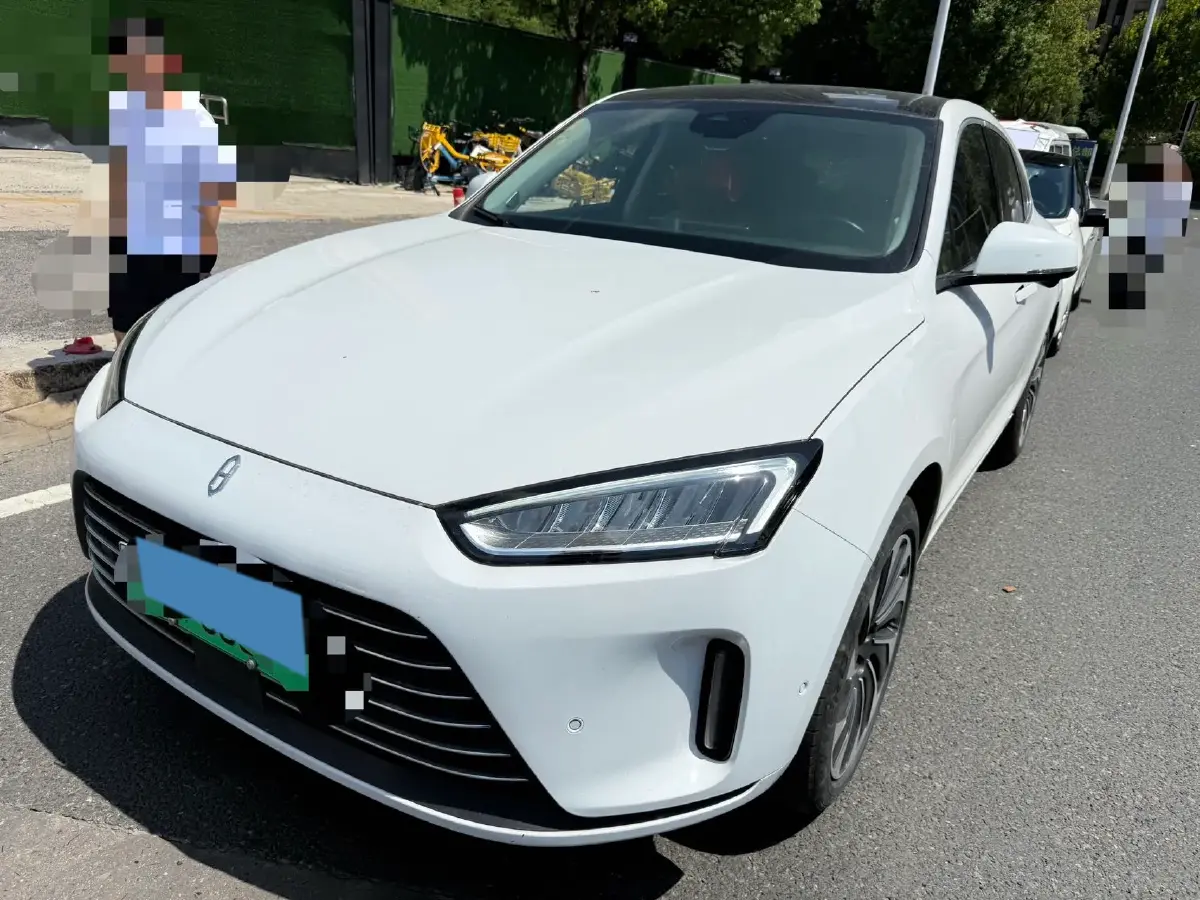 2022 HIMA AITO M5 Range Extended 125HP REEV 40KWH