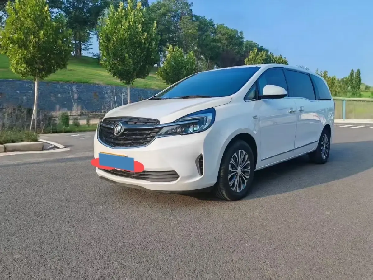 2022 Buick GL8 2.0T 237HP L4 9AT 2022 Buick GL8 2.0T 237HP L4 9AT