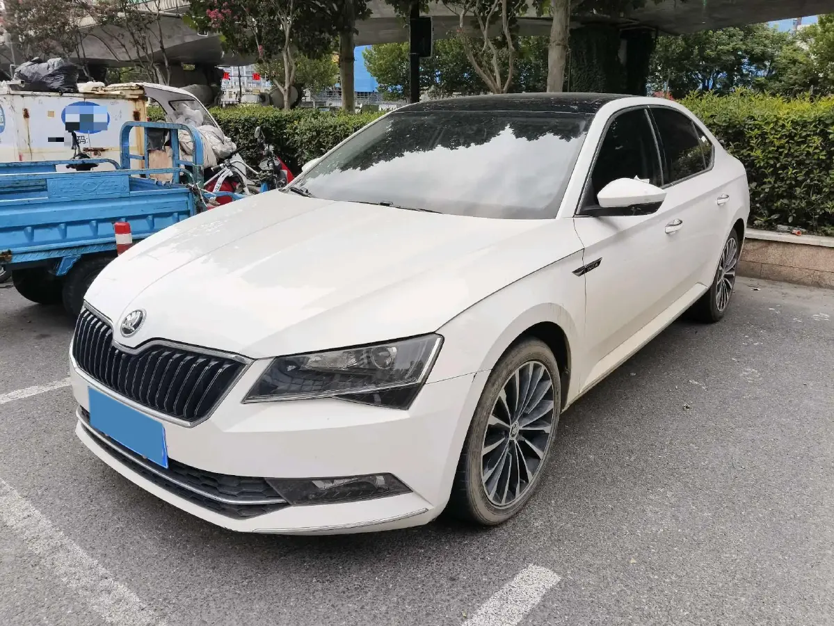 2018 Skoda Superb 1.4T 150HP L4 7DCT