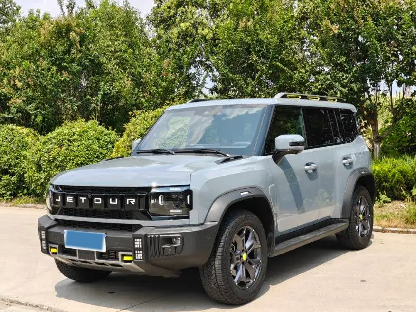 2023 Jetour Traveller 2.0T 254HP L4 7DCT