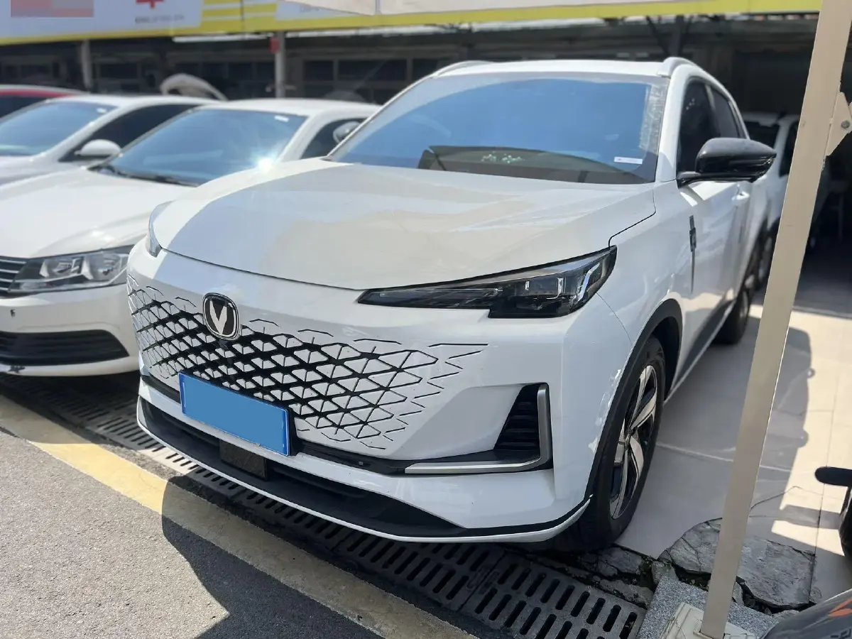 2024 ChangAn X5 PLUS 1.5T 188HP L4 7DCT