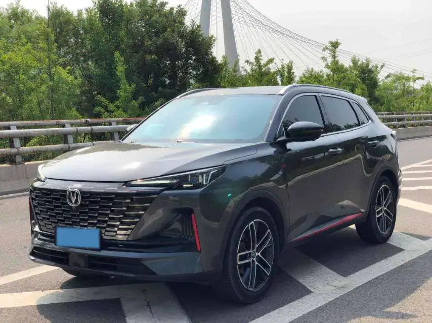 2022 ChangAn CS75 Plus 1.5T 188HP L4 8AT