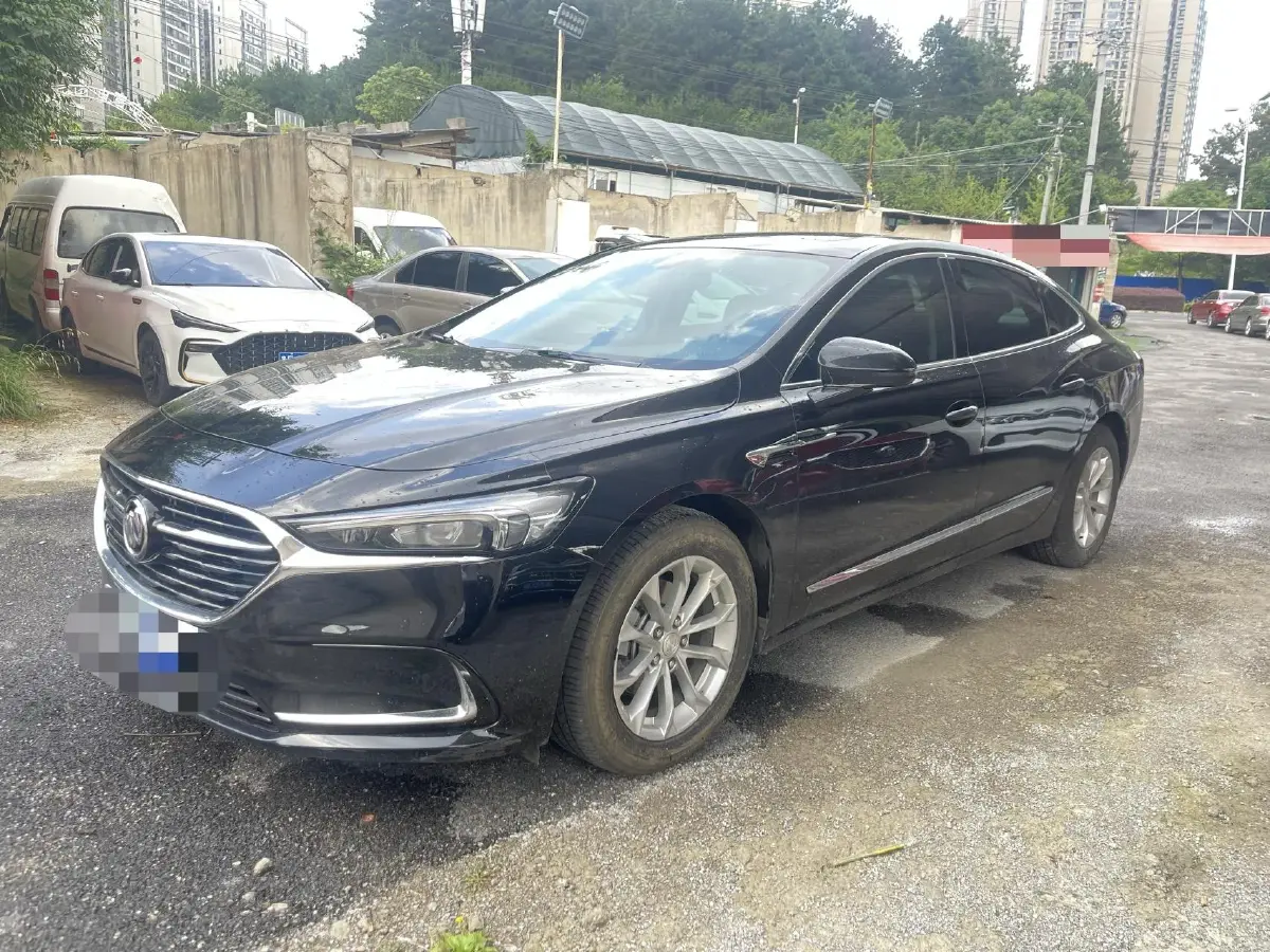 2022 Buick Larcosse 1.5T 169HP L4 9AT