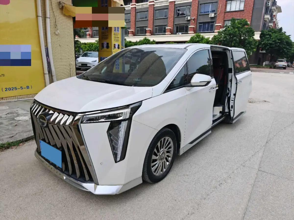 2023 GAC Trumpchi M8 2.0T 252HP L4 8AT