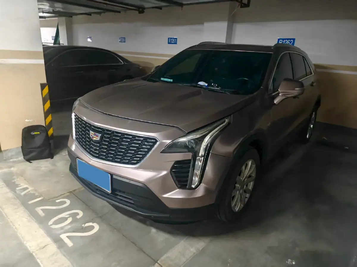 2021 Cadillac XT4 2.0T 237HP L4 9AT