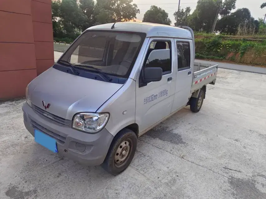 2020 WuLing ZhiGuang Mini Truck 1.2L 76HP L4 5MT