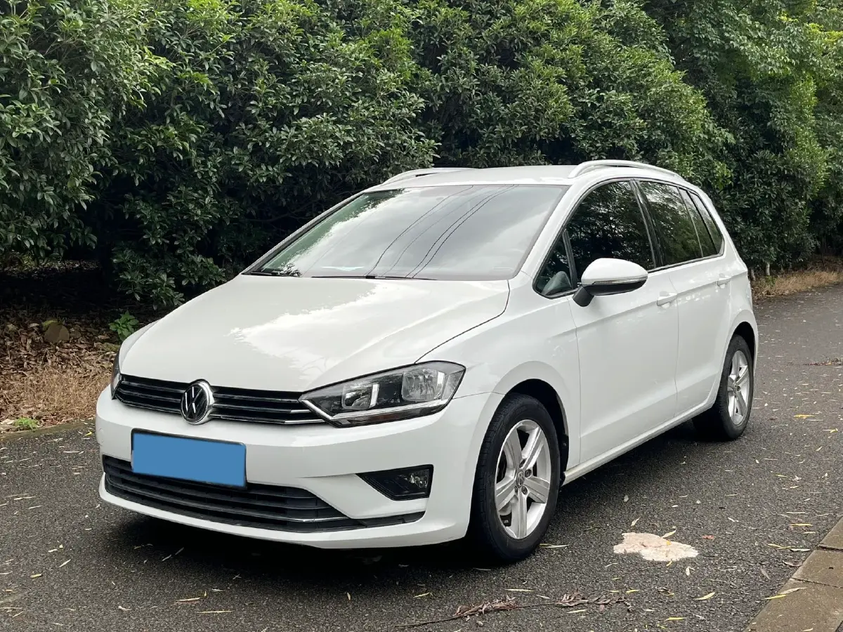 2018 Volkswagen Golf Sportsvan 1.6L 110HP L4 6AT