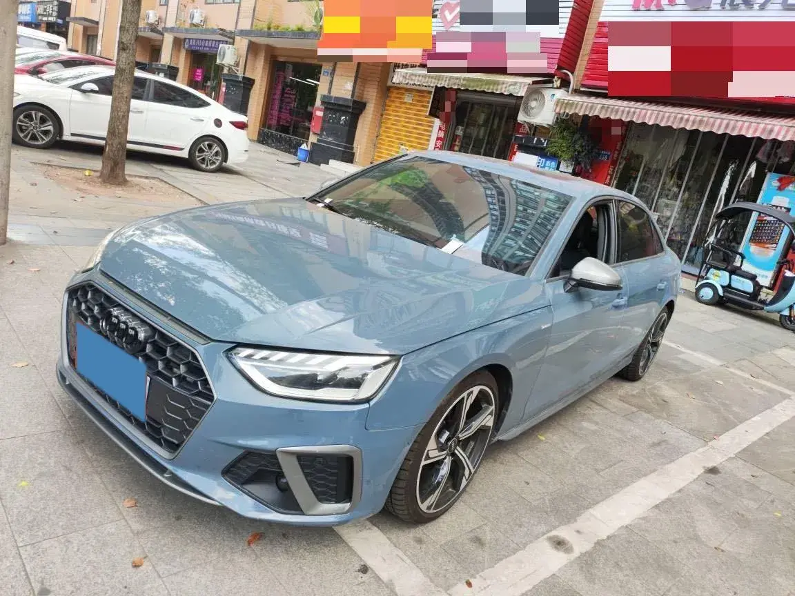 2022 Audi A4L 2.0T 190HP L4 7DCT