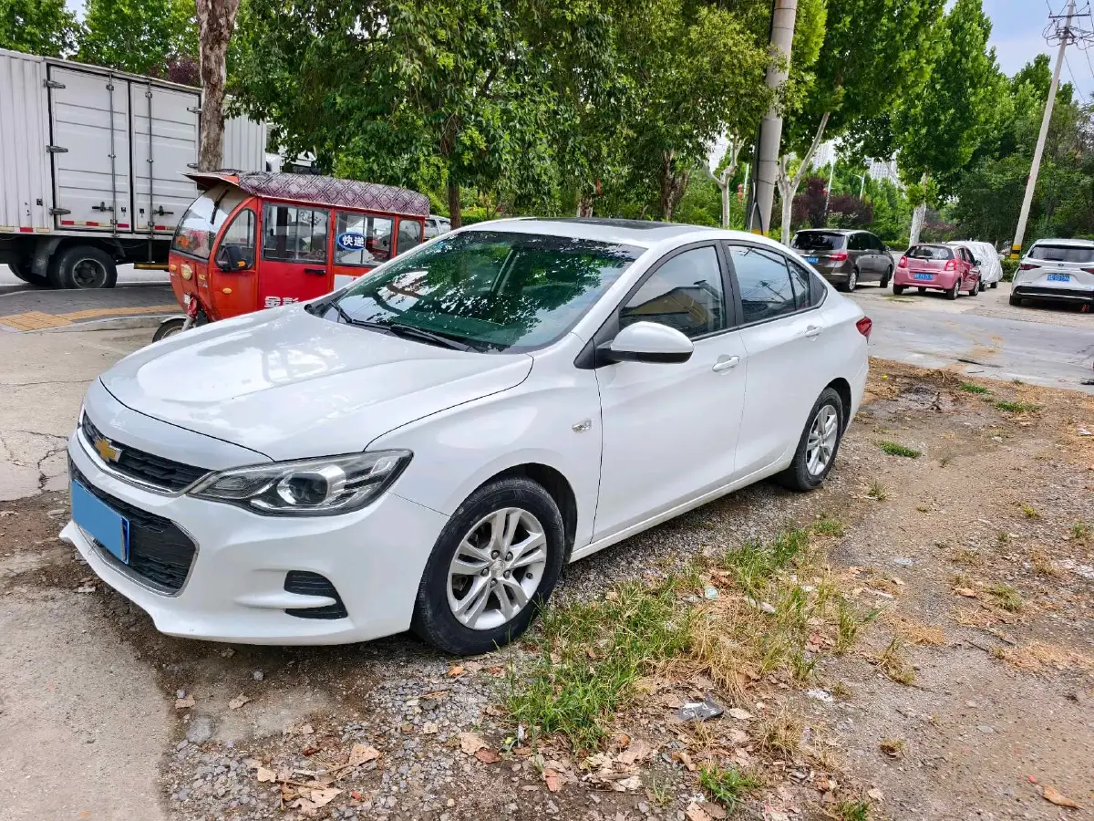 2016 Chevrolet Cavalier 1.5L 113HP L4 5MT