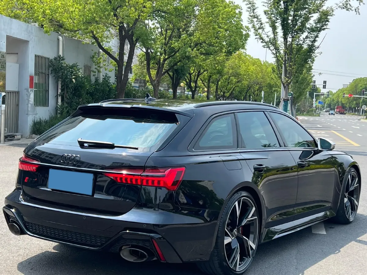 2022 Audi RS 6 4.0T 600HP V8 8AT,autocango,china used car exporter,china ev exporter,chinese used car exporter,chinese used ev exporter