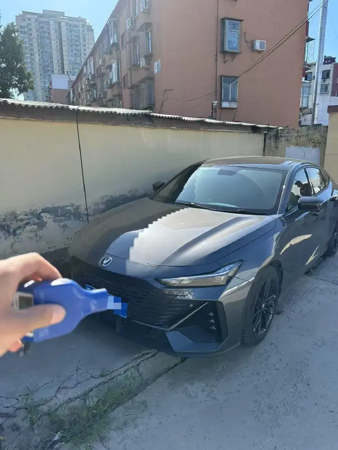 2022 ChangAn UNI-V 1.5T 188HP L4 7DCT