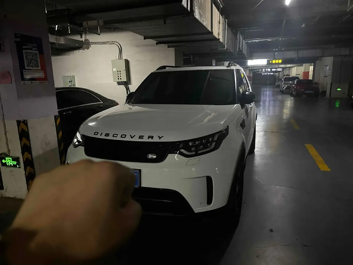 2018 Land Rover Discovery 3.0T 340HP V6 8AT