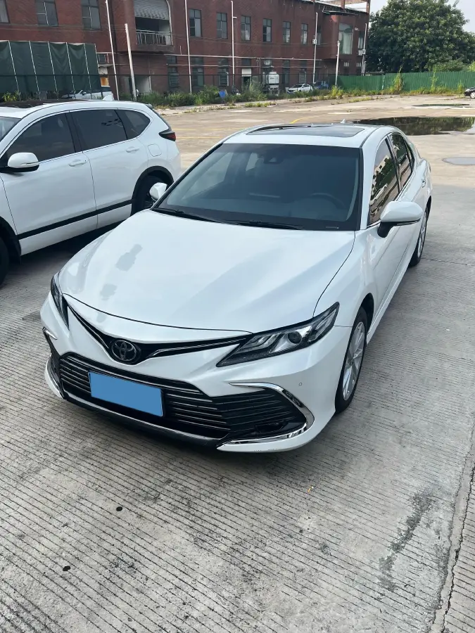 2021 Toyota Camry 2.0L 178HP L4 CVT
