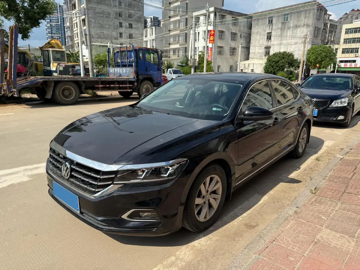 2019 Volkswagen Passat 1.4T 150HP L4 7DCT