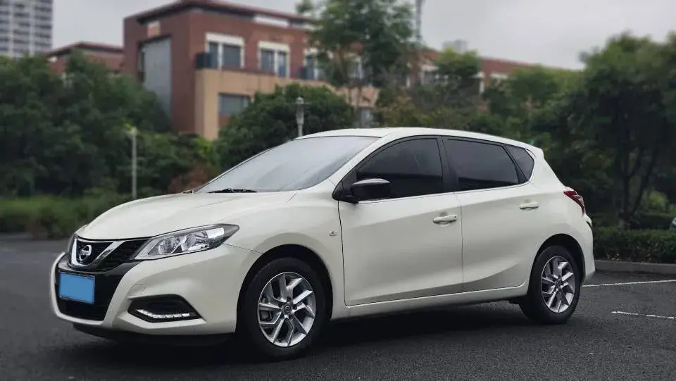 2023 Nissan Tiida 1.6L 122HP L4 CVT