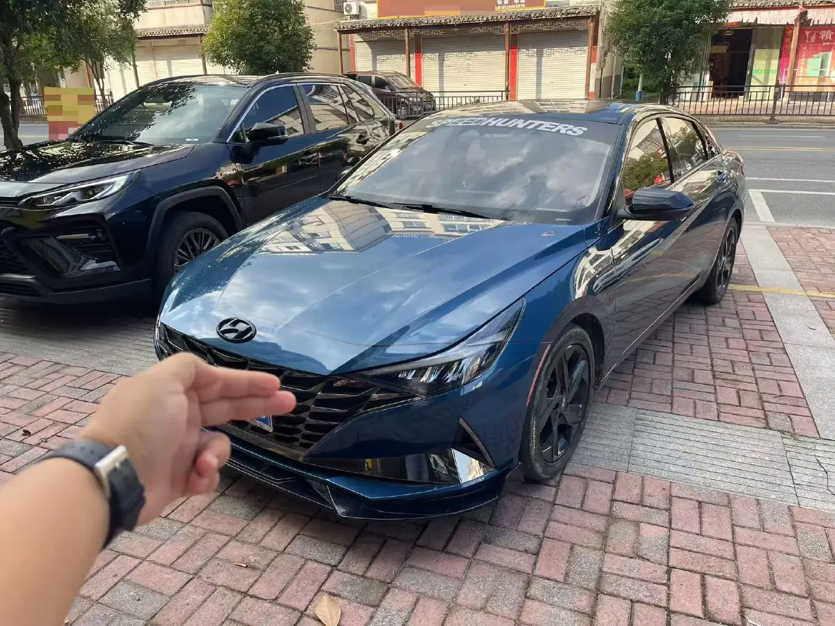 2022 Hyundai Elantra 1.5L 115HP L4 CVT