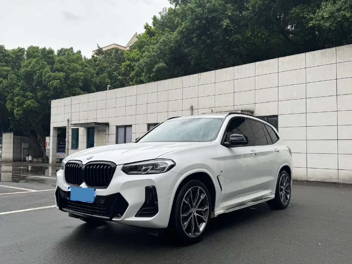 2022 BMW X3 2.0T 252HP L4 8AT