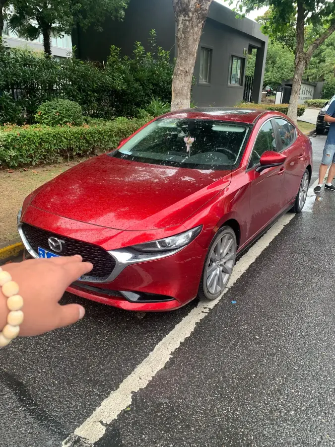 2020 Mazda 3 Axela 2.0L 158HP L4 6AT