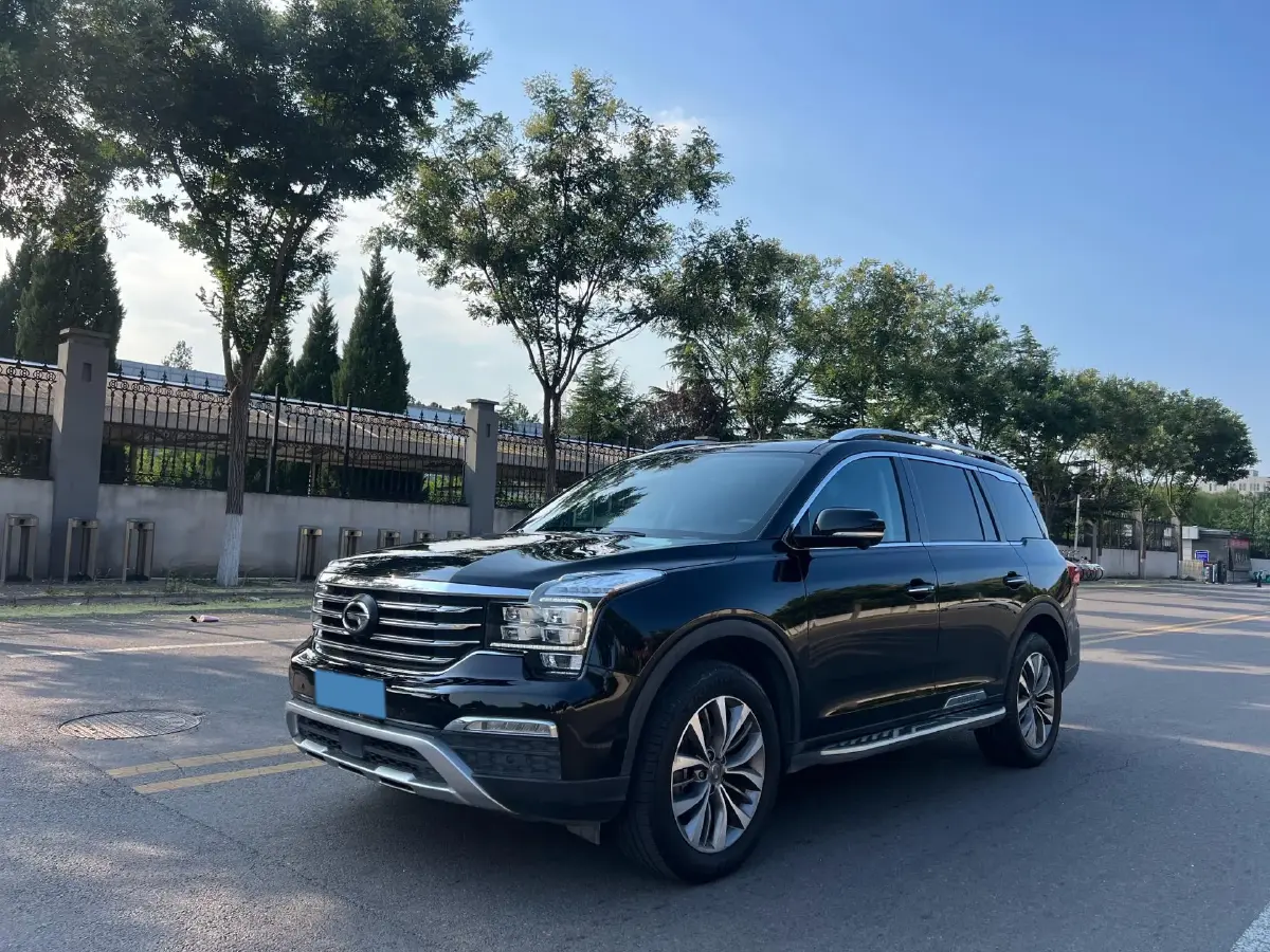 2017 GAC Trumpchi GS8 2.0T 201HP L4 6AT
