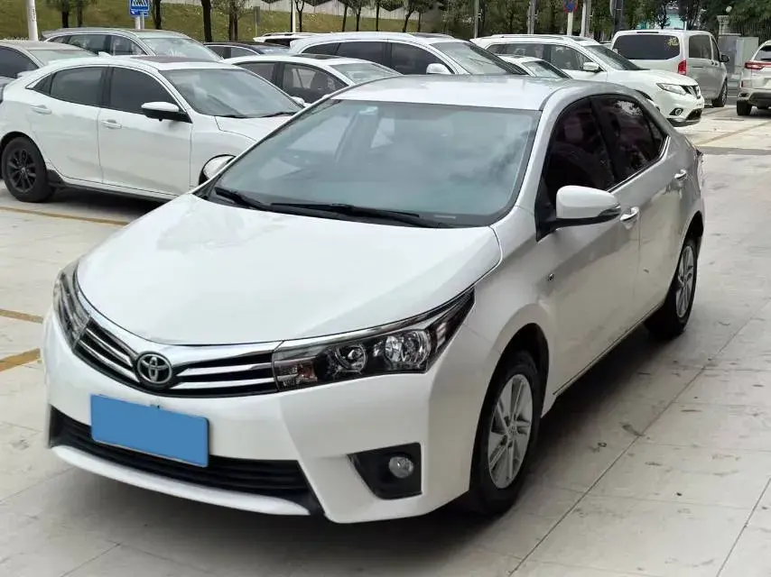 2018 Toyota Corolla 1.8L 99HP L4 E-CVT Hybrid