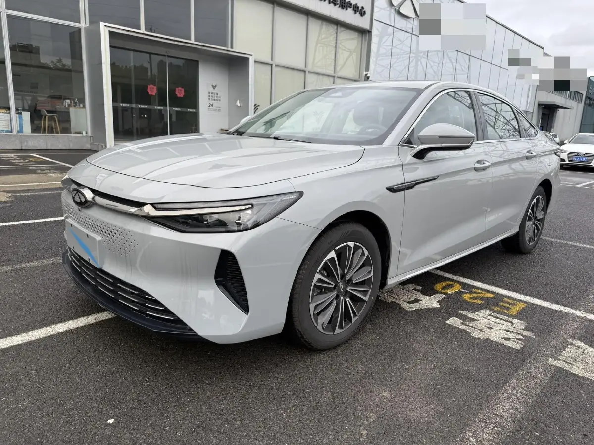 2024 Fulwin FulwinA8 1.5T 156HP L4 1DHT PHEV 18.3KWH