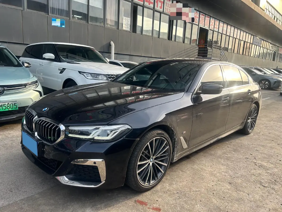 2023 BMW 5 Series 2.0T 245HP L4 8AT