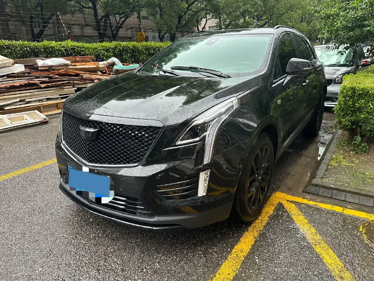 2022 Cadillac XT5 2.0T 237HP L4 9AT