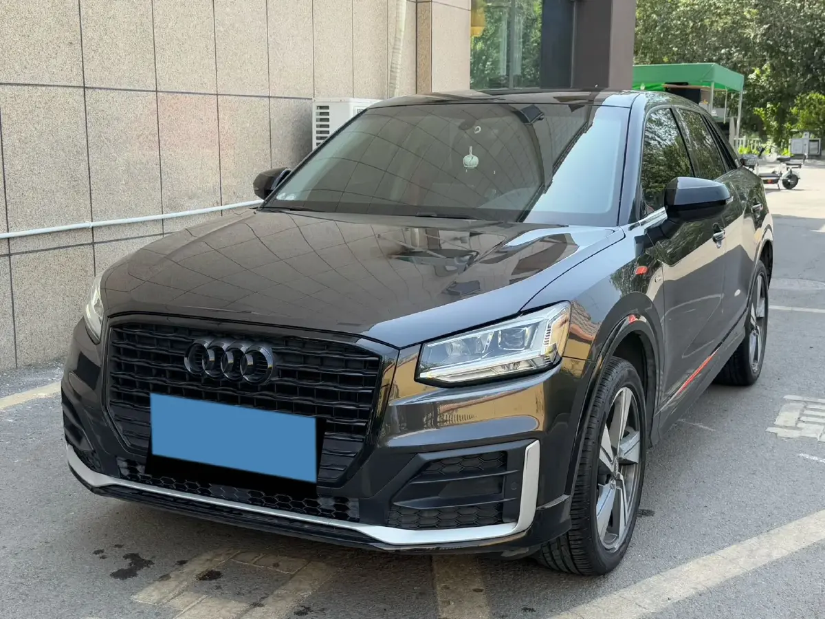 2020 Audi Q2L 1.4T 150HP L4 7DCT