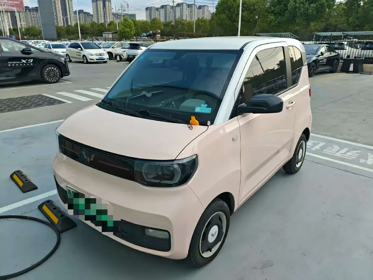 2022 WuLing HongGuang MINI EV BEV 13.9KWH