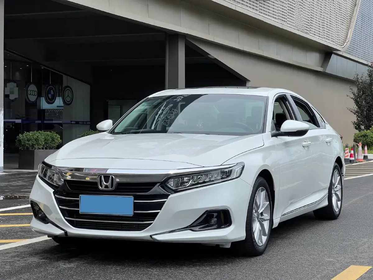 2022 Honda Accord 1.5T 194HP L4 CVT