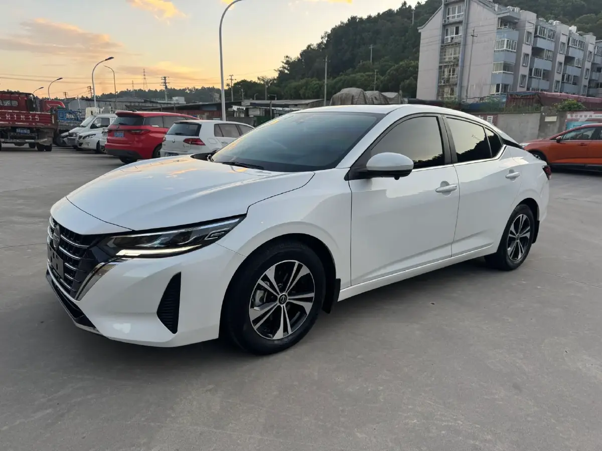 2023 Nissan Sylphy 1.6L 135HP L4 CVT