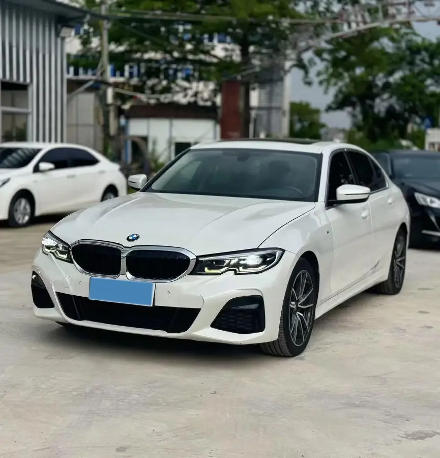 2022 BMW 3 Series 2.0T 156HP L4 8AT