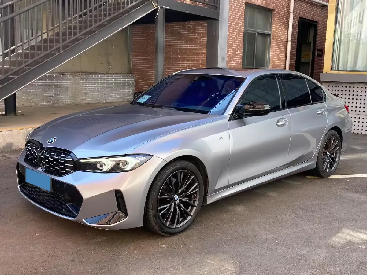 2023 BMW 3 Series 2.0T 184HP L4 8AT