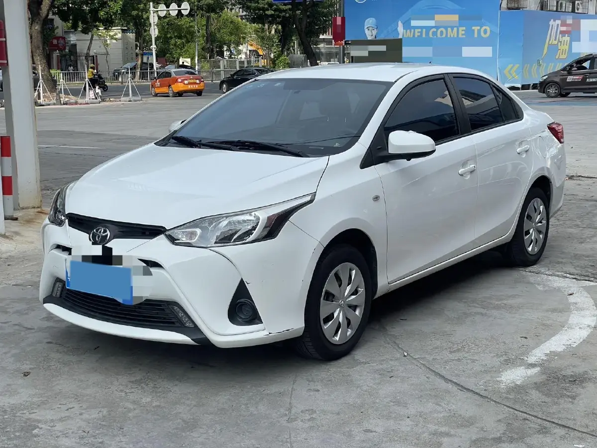 2021 Toyota Yaris L 1.5L 112HP L4 CVT