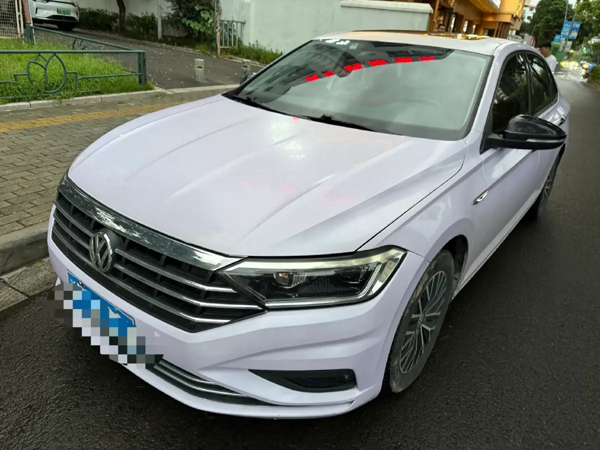 2019 Volkswagen Sagitar 1.4T 150HP L4 7DCT